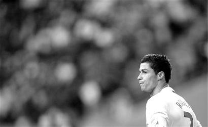 库里30秒手把手投篮教学，揭秘篮球高手的秘密技巧（30秒跟库里学投篮：解密顶尖球手的独门技巧）