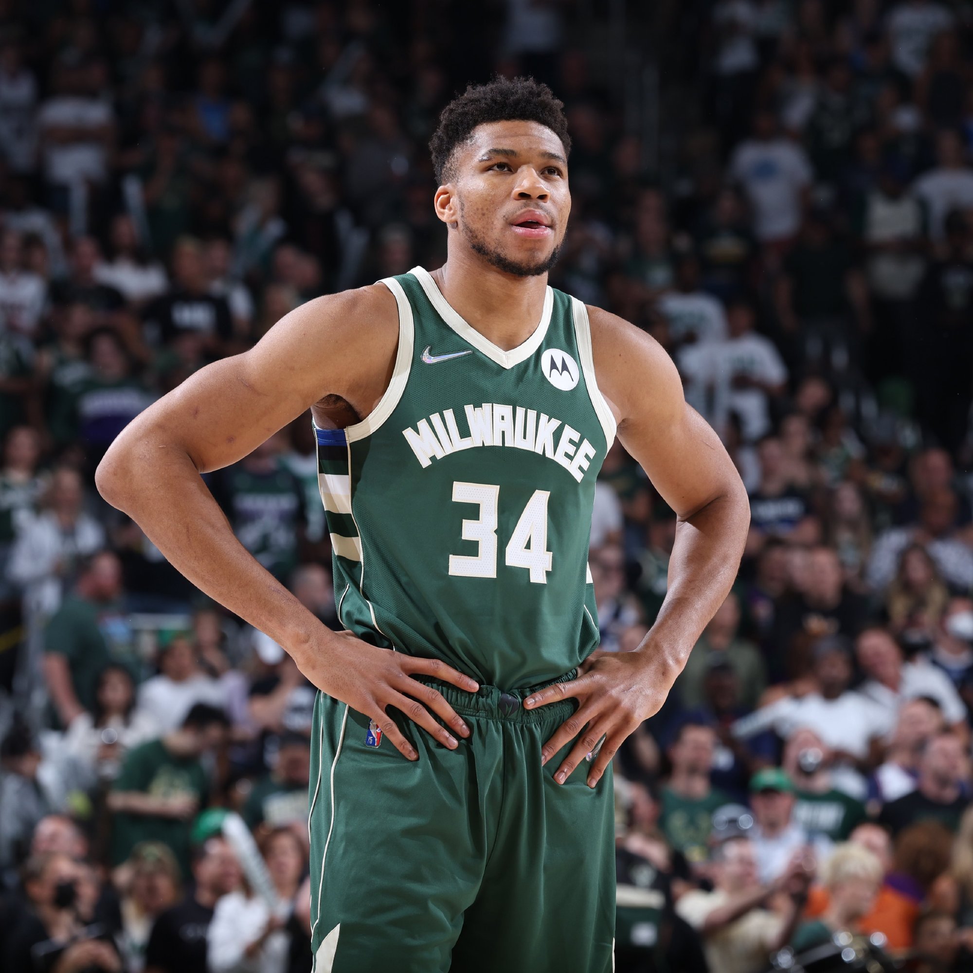 体坛周报：赵睿亮剑初试锋芒 北京“梦之队”静待完全体合体（体坛周报：赵睿初露锋芒，北京“梦之队”静候完全体成形）