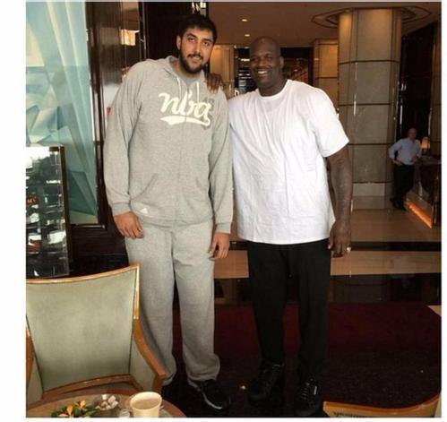 拉菲尼亚伤愈归来，巴萨精神领袖再现！他的价值远不止进球数据（拉菲尼亚伤愈复出，巴萨精神支柱归位：他的价值远不止进球）