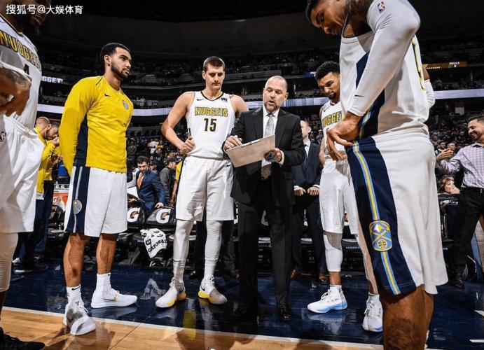 国米0比1利物浦遭欧冠两连败，VAR判点致胜（VAR判罚点球成关键，国米0-1不敌利物浦遭欧冠两连败）