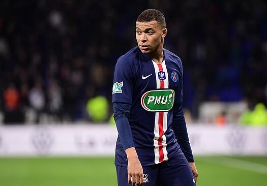 曼联4-1击败狼队，升至英超第六；米兰3-2战胜都灵，登顶积分榜。（曼联4比1擒狼队跻身英超第六，米兰3比2力克都灵领跑积分榜）