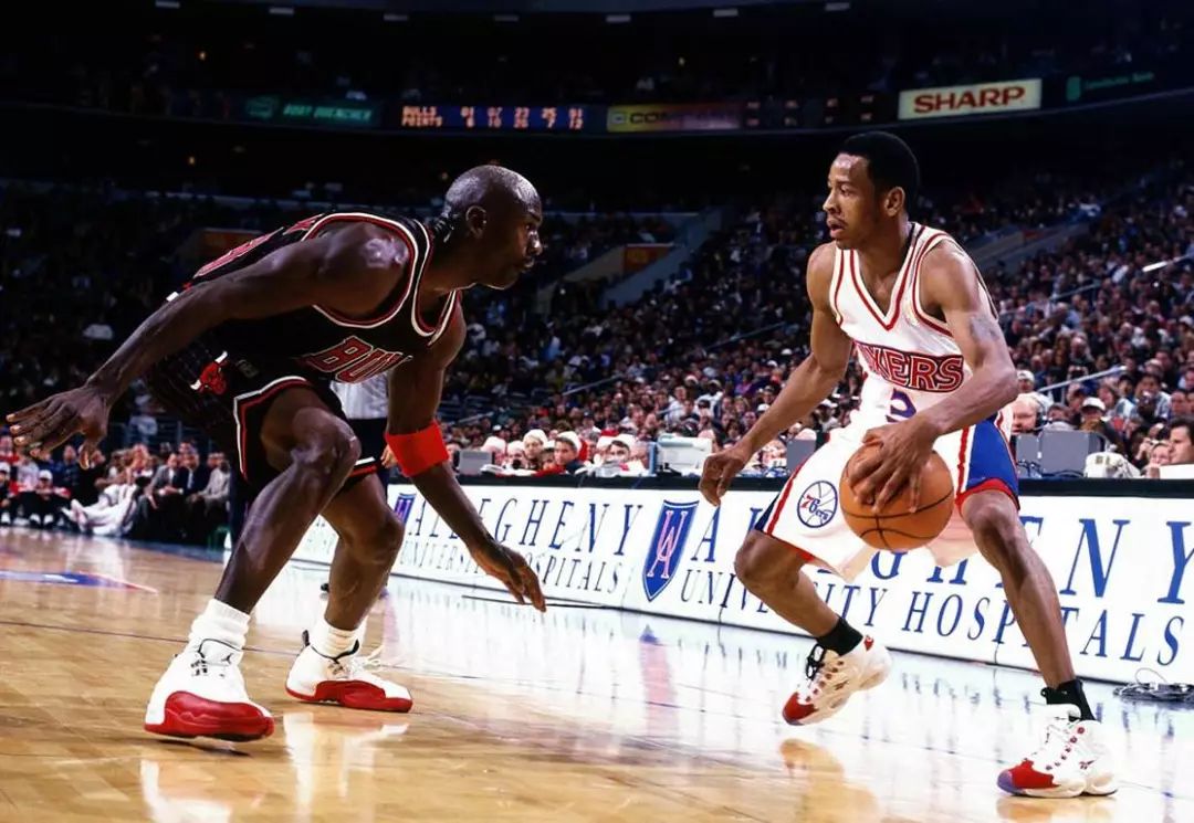 欧罗巴1／4决赛次回合前瞻：曼联战意十足剑指4强（欧联杯四分之一决赛次回合前瞻：曼联战意高涨剑指四强）